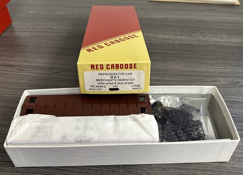 Red caboose kit - red,