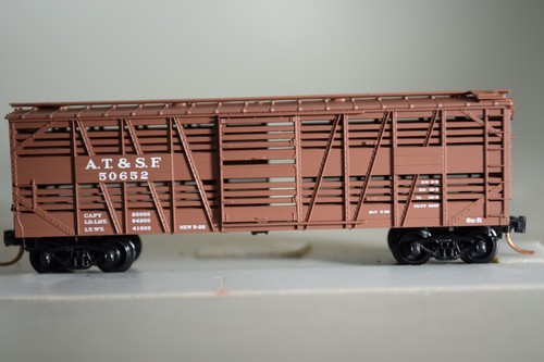 24030 scale micro trains - n, 40'
